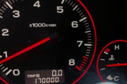 【悲報】ぼくの車、ついに17万キロ到達ｗｗｗｗｗｗｗ
