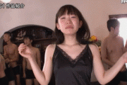 【gif】撮影中に泣き喚く大人ビデ女優www