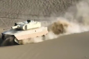 中国の新型無人戦車「VU-10」を公開、その戦力は主力戦車に迫る…香港メディア！