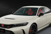 ホンダが新型「シビック TYPE R」を世界初公開（海外の反応）