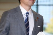【政治】小泉進次郎の不倫報道をワイドショーがスルーするワケ