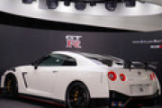 【画像】「GT-R NISMO」2020年モデルかっこよすぎーwwwwwwwwガチでほしいwwww