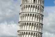 もしも「ピサの斜塔」がまっすぐ建っていたなら 名前変えなきゃダメね