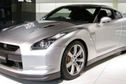日産はGT-Rを庶民が買えない車にしたのが失敗だったよな