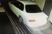 【動画】洗車機が一瞬で終わる車がこちらwww