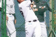 ロッテ・ドラ5西川、井口監督の前で3本の柵越え！