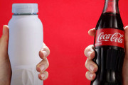 米コカ・コーラ社、夏から『紙製ボトル』試験利用へ！「100%再生利用できるプラスチックゼロのボトルを目指す」