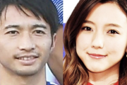 日本代表・柴崎岳 妻・真野恵里菜と自宅ツリー前で仲良しショット 吉田麻也も