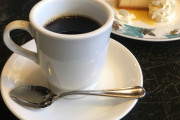 ブラックコーヒーと甘いものの組み合わせ、美味すぎる