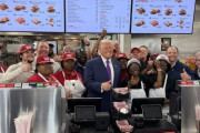 トランプ大統領、ジョージア州ファストフード店でエアフォースワン全員分のハンバーガー購入！