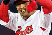 カープ“夏男”長野さん、ベーランで転びそうになりつつも2打席連続ツーベース！8月の月間打率.389に！