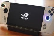 【朗報】『携帯型ゲーミングPC』、ガチで普及し始めるｗｗｗｗｗ