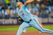 菊池雄星6勝2敗 防御率4.31 WHIP1.37 71投球回