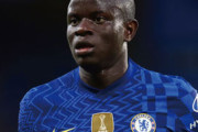 【プレミアリーグ】チェルシーはカンテを適正価格以下でも売却へ、ユナイテッド移籍の公算強まる