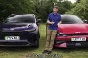 【悲報】イギリスの自動車評論家「トヨタと起亜のEV比較したら、キアの圧勝だった」