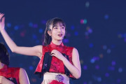 【画像あり】久保史緒里のジョリ脇、想像以上にヤバすぎたwww匂いが画面越しから伝わってくる!!シオニーにどうぞwww