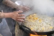 【動画】これはトリック？とある屋台で料理を作る兄ちゃんが不思議。