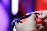 任天堂株価が下落、Switch Lite販売低調の声