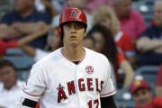 大谷翔平が左膝の二部膝蓋骨手術へ、今季復帰は絶望