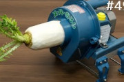 海外「電動で大根おろしを大量生産！」業務用大根おろし機を確かめてみた