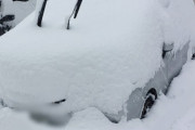 【動画】車に積もった『雪』をおろす方法がこちらｗｗｗｗｗｗ