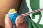 【怖い】違法麻薬を摂取して数秒でおかしくなってしまう男性の映像。
