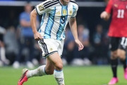 アルゼンチン代表アルバレス、アーセナル移籍の可能性　バルセロナ行きから一転か