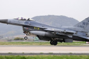 【悲報】韓国人「平沢市でF16戦闘機が墜落し火災が発生！」パイロットは自力脱出　韓国の反応