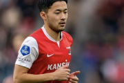 菅原由勢は“オランダ最高の右サイドバック”となった　23歳で完成された日本の攻撃型SB