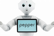 【悲報】ペッパーくん、ガチで誰一人として有効な使い方を編み出せずに終わる