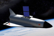 中国が極秘にスペースプレーンを打ち上げ、アマチュア天文家がデルタ翼構造の宇宙機を観測！