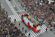 【優勝パレード】阪神＆オリックスパレード　実行委員会が観衆動員を１００万人に上方修正　午前の阪神パレードを４万人上積み