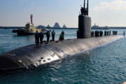米海軍原子力潜水艦「スプリングフィールド」が韓国の釜山に入港を公開...北朝鮮に警告メッセージ！
