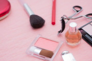 韓国の化粧品、調査した半数から微量の発がん物質
