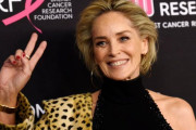女優のシャロン・ストーンさん、落雷で吹っ飛ぶ