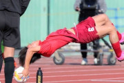 高校選手権で衝撃の大技！前転→ロングスローで飛距離約50mに仰天！観客からは大きなどよめき