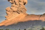 【フィリピンの火山が噴火】噴煙は上空4000メートルに・・・