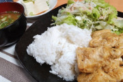 【画像】ヒキニートわい、親が出張の為、自分で飯を作ることに…?