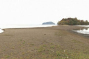 琵琶湖、水位が下がり中の島と陸続きになる