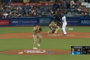 山本由伸にさらに援護点！ヘルナンデスの第5号2ランホームランでドジャースがリードを4点に広げる！！！！！！！！！！！！！！！！