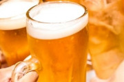 会社の飲み会で同僚に告白された　しかも周りからお膳立てされた上で
