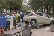 名古屋・栄で車が暴走、7人ケガ