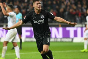 【海外サッカー】ヨヴィッチ、注目集まる自身の将来に言及「フランクフルトは特別なクラブだけど…」
