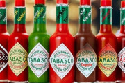 味変の友。150年以上の歴史を持つ「タバスコ」に関する12の事実