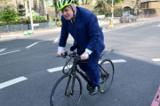 【悲報】イギリス、道路交通法改正で自転車が自動車に対して明確に優先される