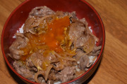 【画像】牛丼作ったんだけど見る？