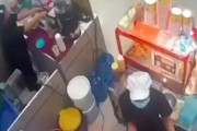 【動画】タイで19歳の女性が熱した揚げ物油をぶっかけられる事件が発生する。