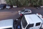GJ動画。バイクの盗難を防いだ目撃者の行動がつよい。