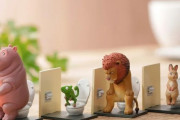 外国人「日本がトイレ休憩する動物のフィギュアを発売してる…」