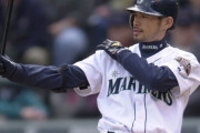 イチロー「試合中にタブレットを見るなとは言わない。でもファンにその姿を見せてはいけない」